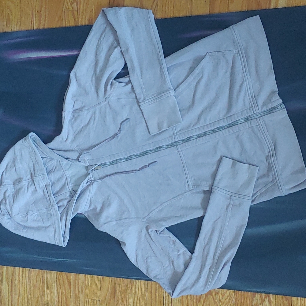Lululemon Press Pause Hoodie sz 6